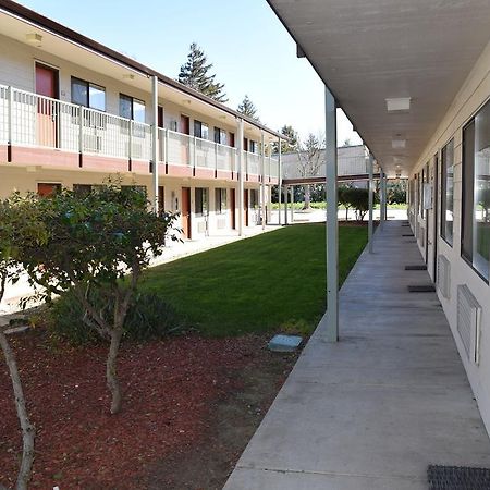 Valley Oaks Inn Woodland Bagian luar foto