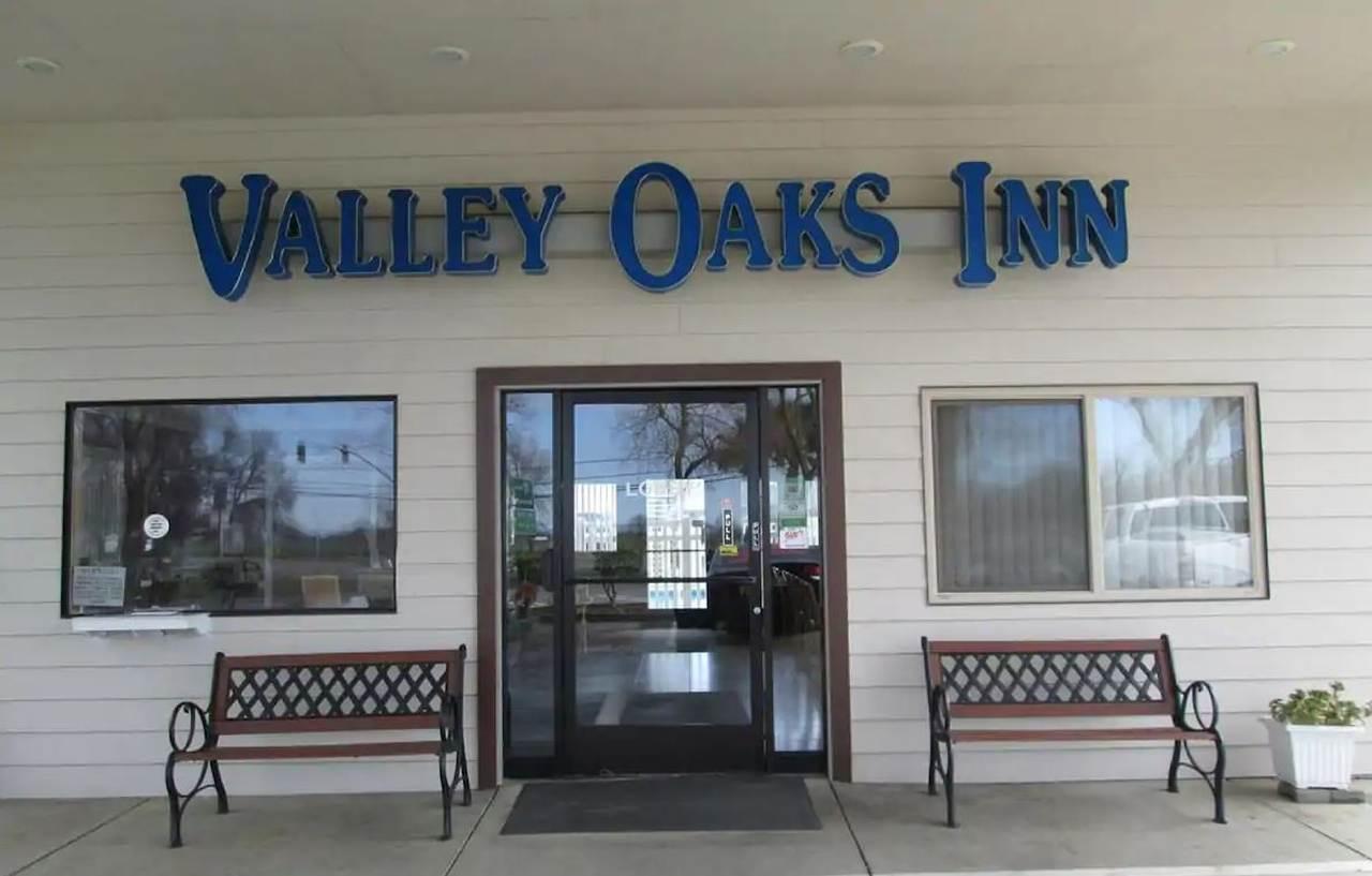 Valley Oaks Inn Woodland Bagian luar foto