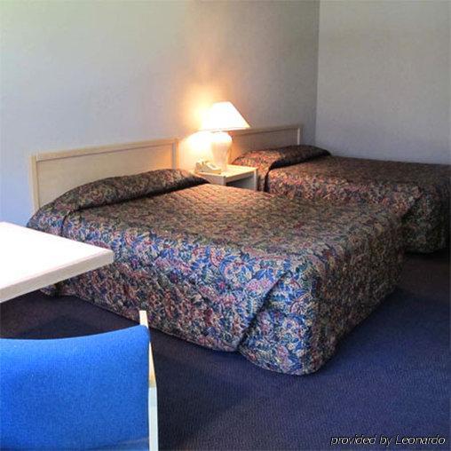 Valley Oaks Inn Woodland Ruang foto