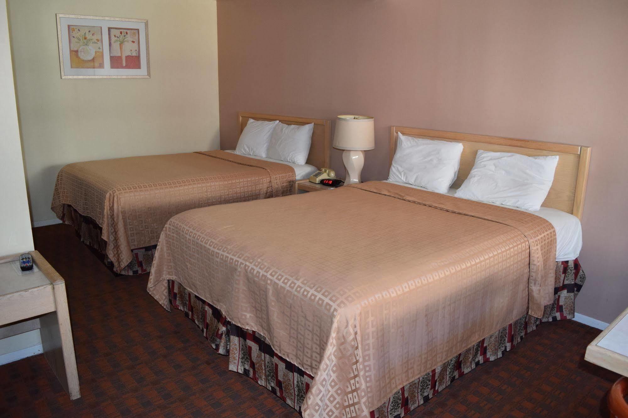 Valley Oaks Inn Woodland Bagian luar foto